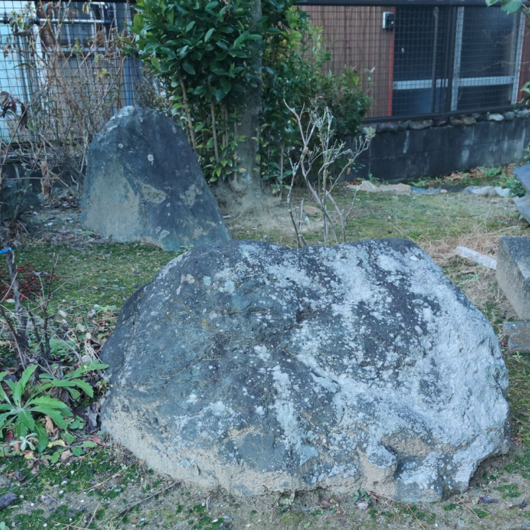 庭石の処分・撤去作業 ｜ 【公式】不用品回収なら鹿児島片付け110番｜粗大ゴミ回収・ゴミ屋敷・遺品整理など24時間受付中！