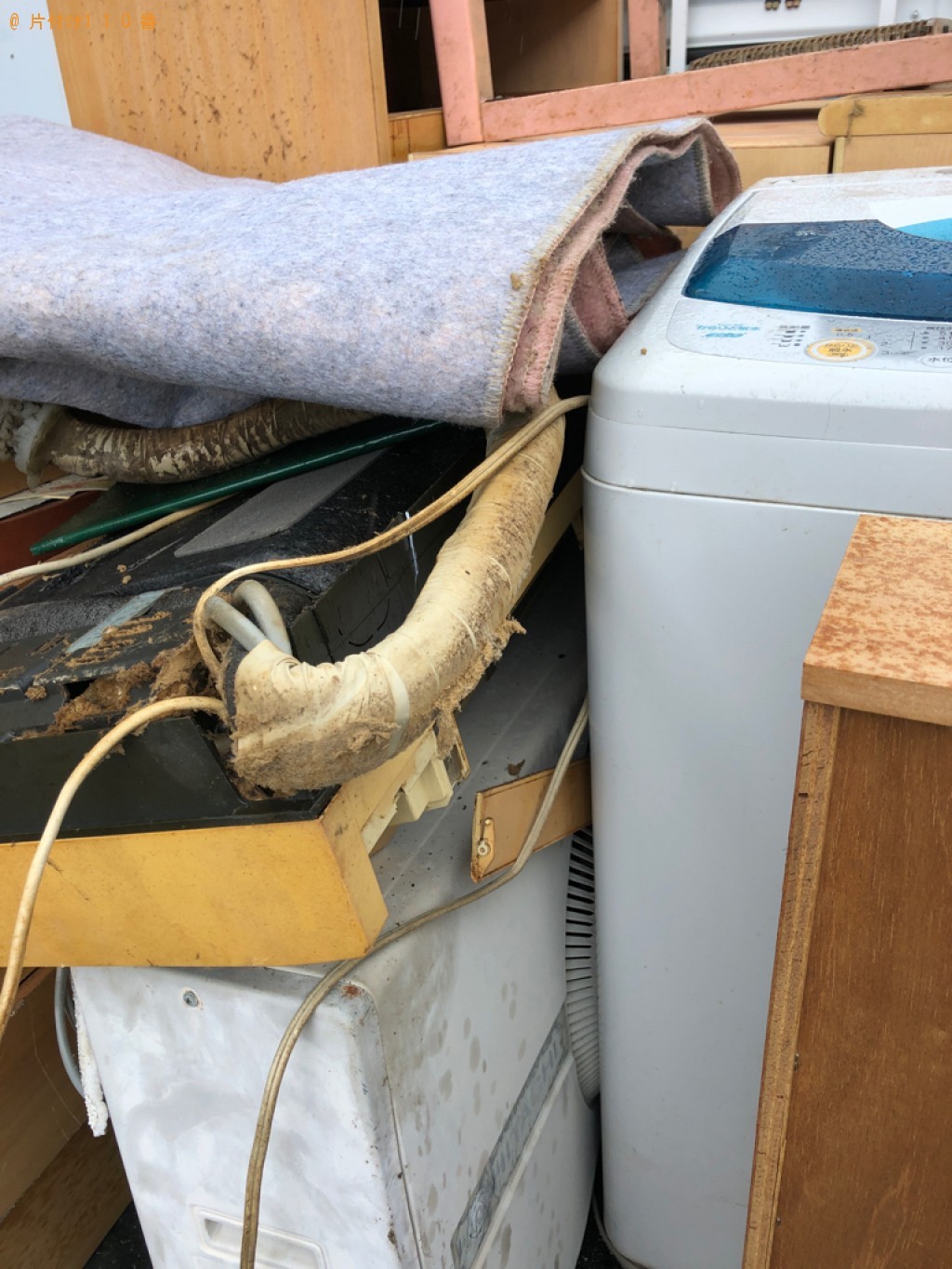 家財道具一式（洗濯機、布団、エアコン等）の回収・処分ご依頼