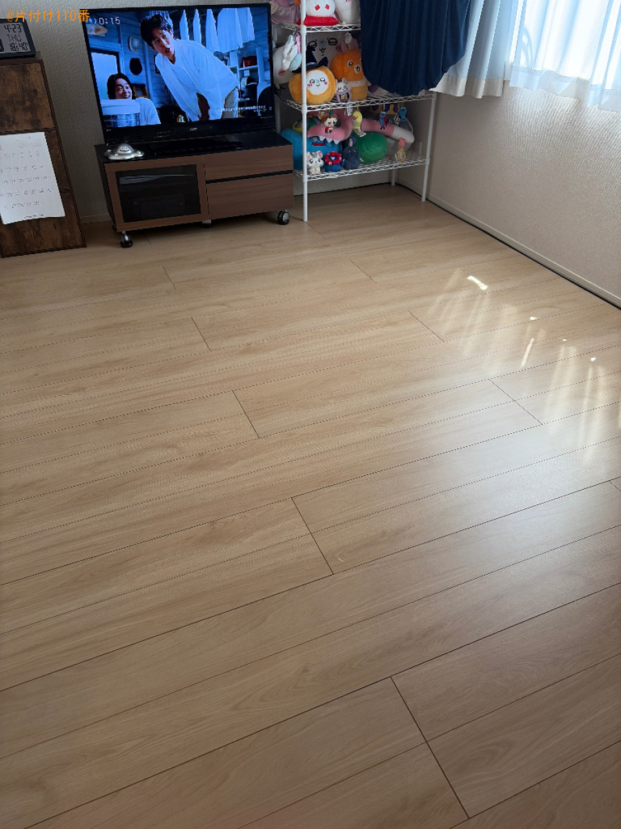 セミダブルベッド、ソファー、PCデスク、椅子、布団等の回収・処分
